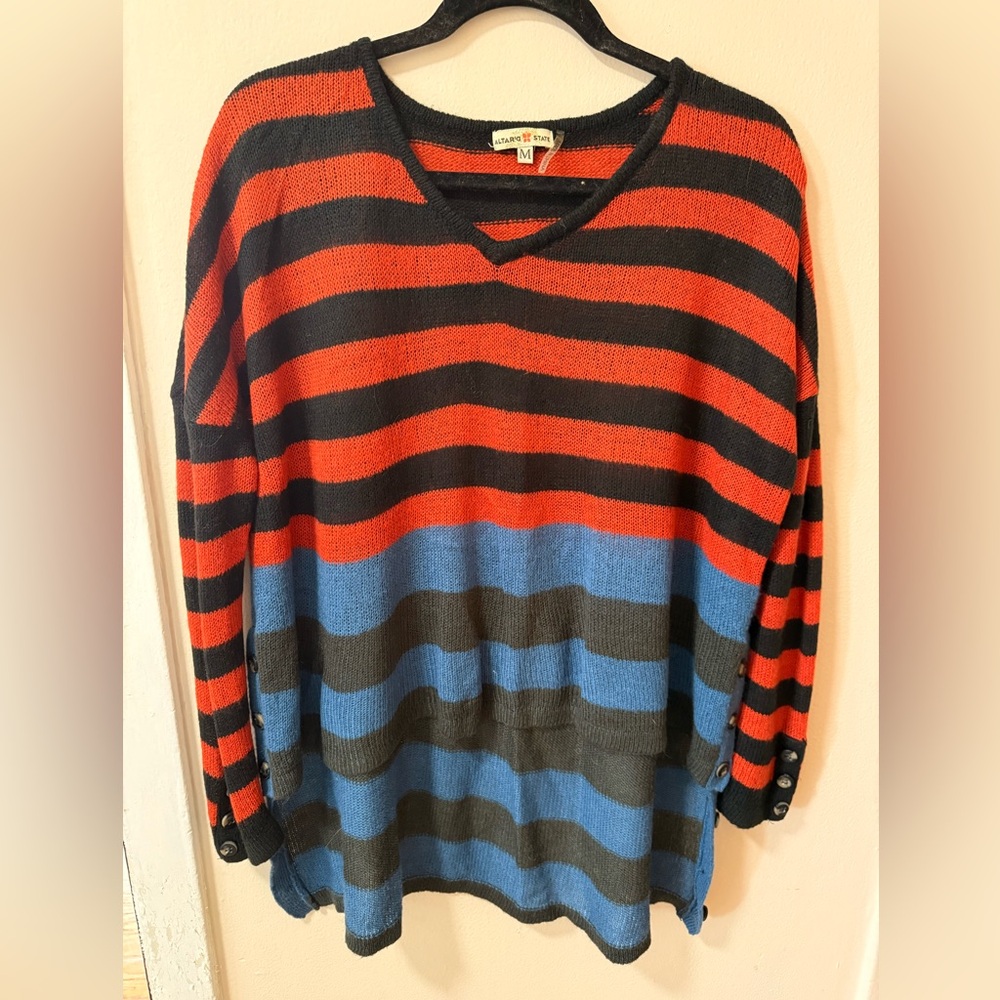Altar’d State Sweater M